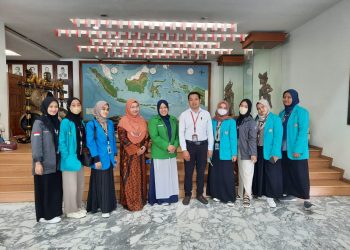 Penjemputam Mahasiswa KKN Internasional PTMA Batch 5 di Aula Hasanuddin KBRI Kuala Lumpur