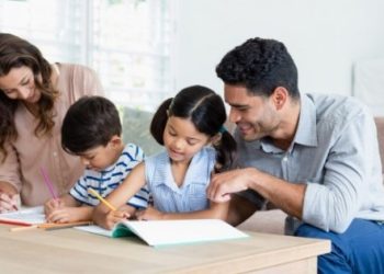 Peran Orang Tua Dalam Mengawasi Pertumbuhan Anak